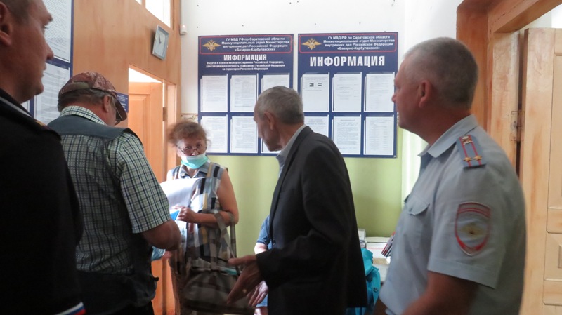 В МО МВД России «Базарно-Карабулакский» продолжается акция «Гражданский мониторинг»