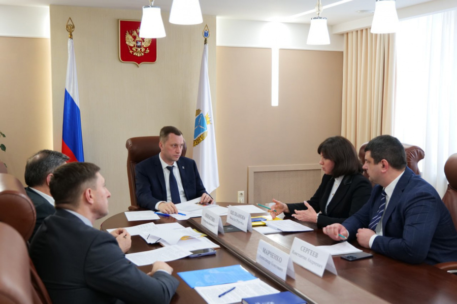 Развитие туризма на территории Саратовской области обсудили на совещании с губернатором Романом Бусаргиным
