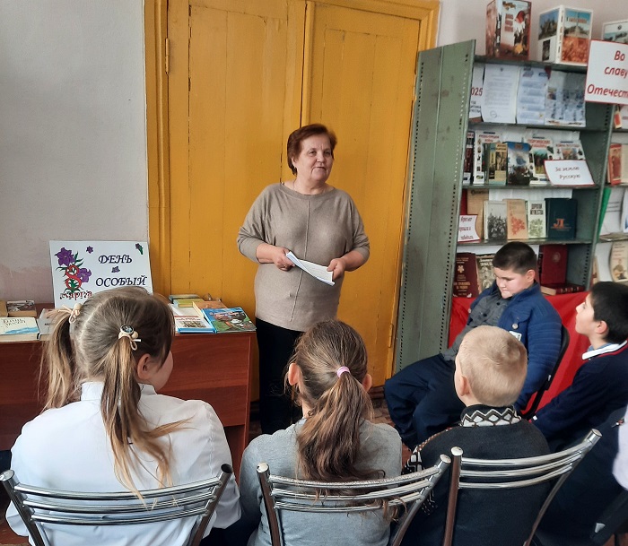 "Число восьмое-не простое"                                                                                     Литературно-игровая программа