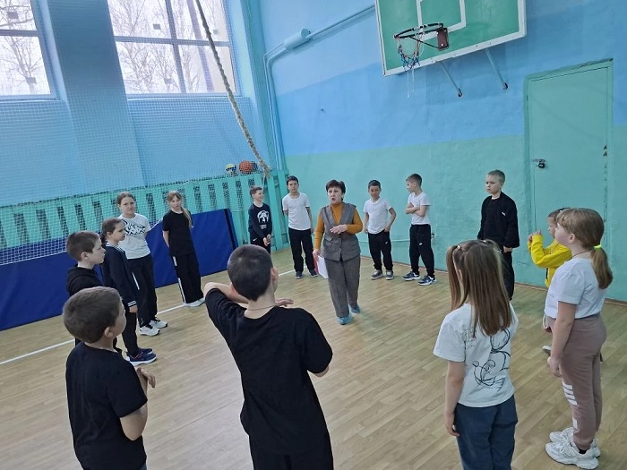 «Будь здоров – дружи со спортом!»                                                                                        Час здоровья
