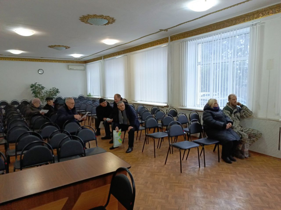 В администрации района прошёл приём граждан, организованный сотрудниками сектора по экономике и инвестициям и МРИ ФНС России No12 по Саратовской области