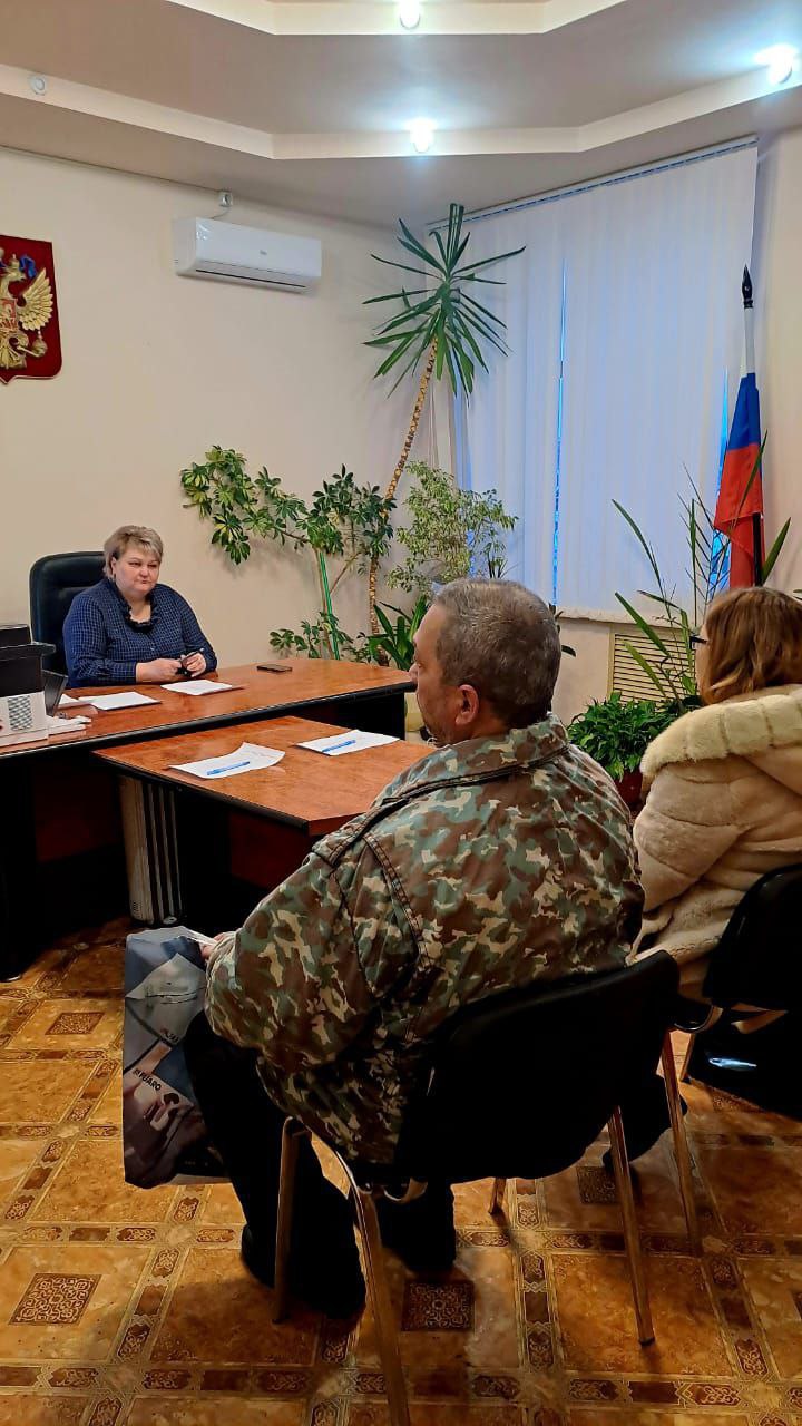 В субботу глава района Н.В. Трошина провела  внеочередной прием граждан, инициированный губернатором области