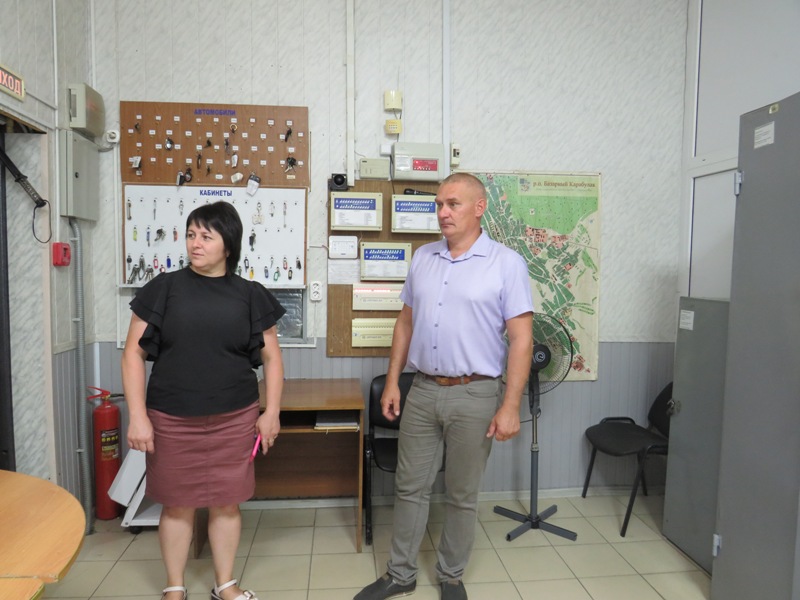В рамках акции «Гражданский мониторинг» общественники проверили работу изолятора временного содержания и дежурной части МО МВД России «Базарно-Карабулакский»