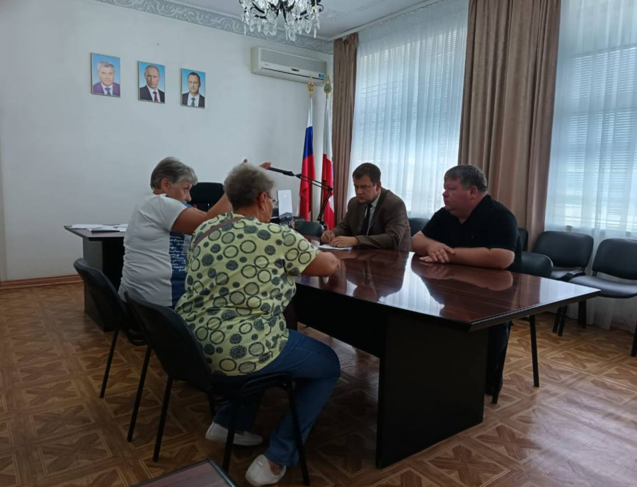 Врип главы района А. Д. Курочкин провёл личный приём граждан