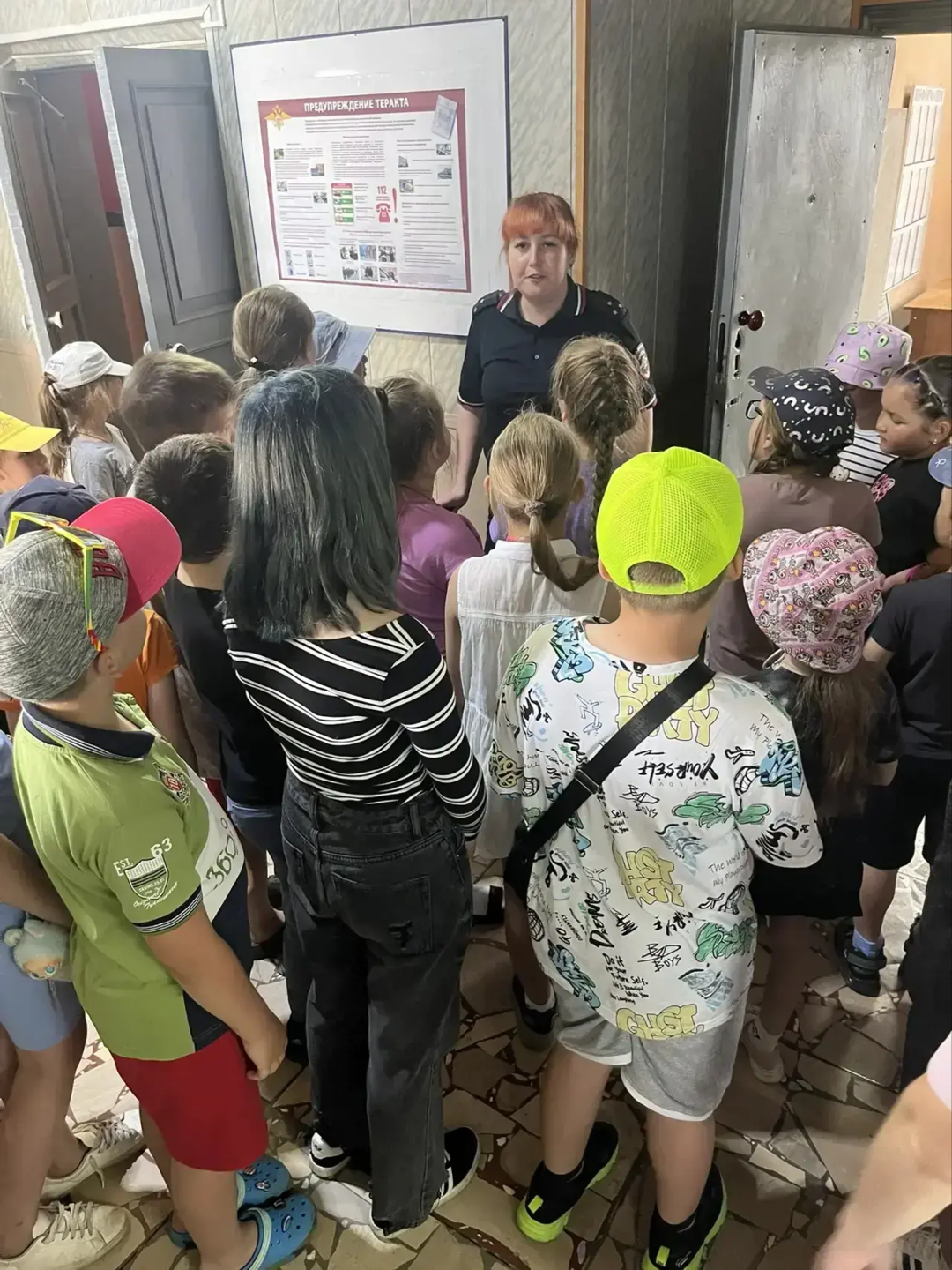 Сотрудники полиции провели профилактическую беседу «Вода не для забавы» с детьми посещающих лагерь дневного пребывания