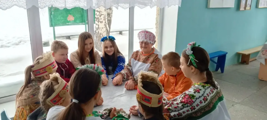 На базе Ключевского СДК провели мероприятие "Хоровод дружбы", посвященное этой дате