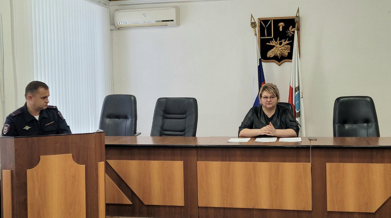 Глава района Н.В. Трошина провела заседание антитеррористической  комиссии 