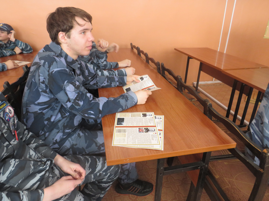 В Базарном Карабулаке полицейские провели урок мужества для «ЮДП»