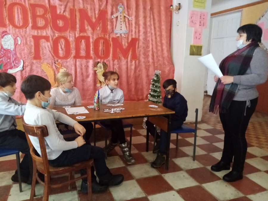 11.01.2021г.в 12.00ч. На базе Стригайского СДК в режиме онлайн состоялась викторина "Новогодние приключения"