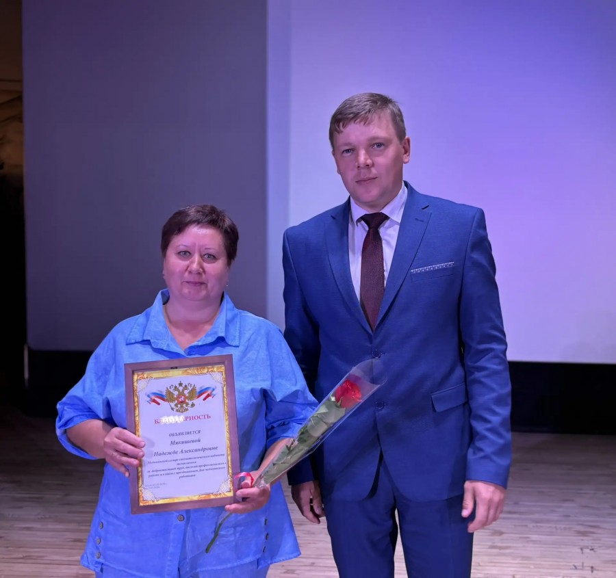 Глава района Андрей Кушнарёв поздравил медиков с предстоящим профессиональным праздником 