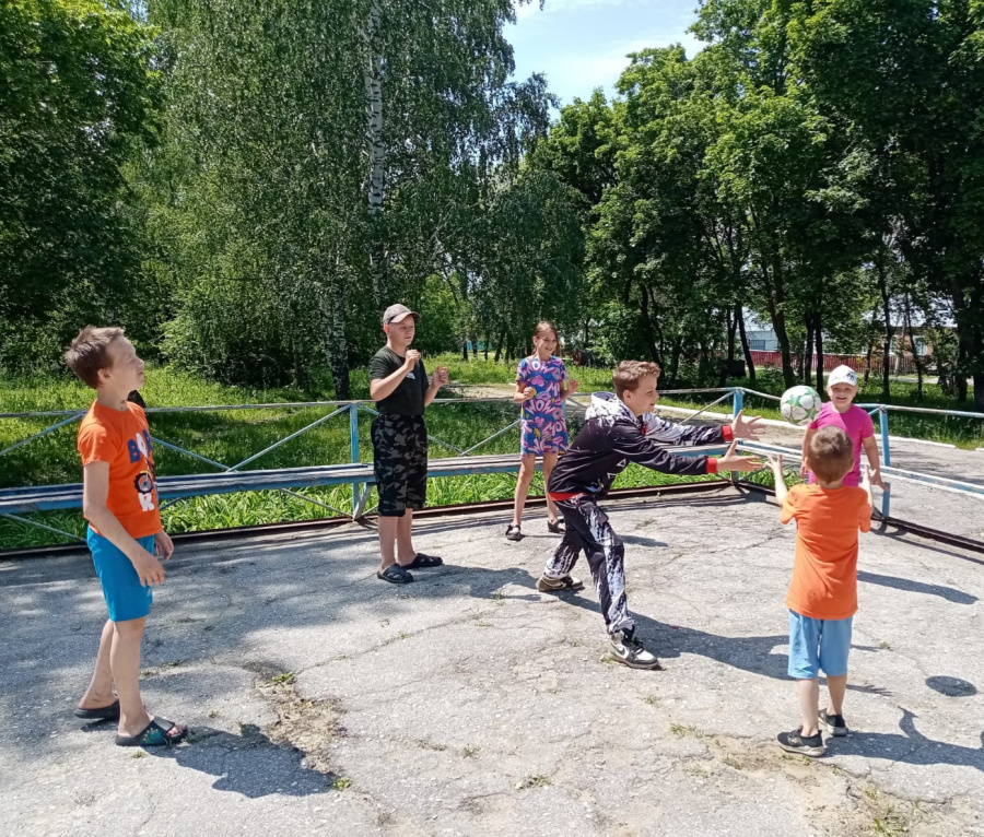                                     «Разноцветное лето»