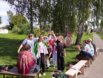 Народный праздник «Три Спаса в августе» в Алексеевском доме культуры