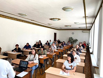 Глава района Н.В. Трошина приняла участие в акции «Диктант Победы»