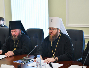 В Саратове открылось региональное отделение Всемирного Русского Народного Собора. В его учредительном собрании приняли участие Губернатор Роман Бусаргин, Митрополит Саратовский и Вольский Игнатий, председатель Саратовской областной Думы Михаил Исаев
