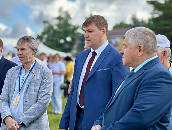 Глава района Андрей Кушнарев сегодня принял участие в областном национальном празднике «Акатуй»