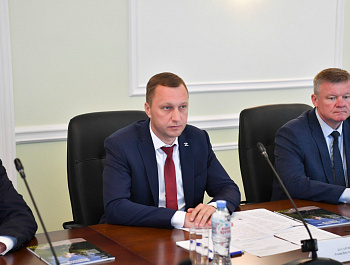 В Саратове открылось региональное отделение Всемирного Русского Народного Собора. В его учредительном собрании приняли участие Губернатор Роман Бусаргин, Митрополит Саратовский и Вольский Игнатий, председатель Саратовской областной Думы Михаил Исаев