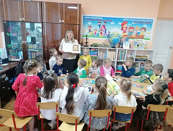 «Необъятен и велик мир военных книг» Час патриотического чтения