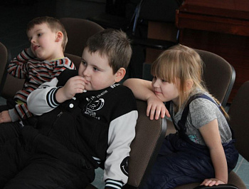 Русская старинная, румяная да блинная для юных гостей!