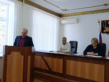 Глава района Н.В. Трошина провела расширенное заседание постоянно действующего совещания