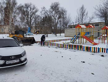 В Сухом Карабулаке продолжается подготовка к Новому году