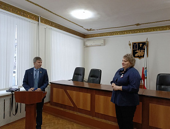 В администрации района прошла встреча с депутатом облдумы В.В. Рогожиным