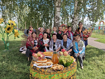 Народный праздник «Три Спаса в августе» в Алексеевском доме культуры