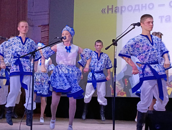 Глава Базарно-Карабулакского района Н. В. Трошина поделилась впечатлениями о юбилейном концерте вокального ансамбля «Зоренька»