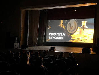 23 августа 2025 года в Базарном Карабулаке, как и во всех регионах нашей страны, а также на зарубежных площадках прошла юбилейная 10-я всероссийская акция «Ночь кино» - мероприятие, ставшее за эти годы уже доброй семейной традицией для миллионов зрителей