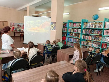 «Слово доброе -  «Семья»                                                                           Литературно-игровая программа