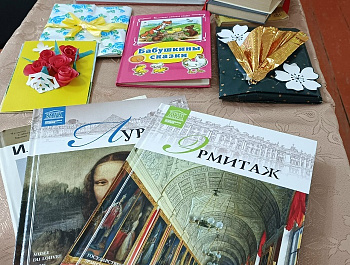 «Дарите книги с любовью»                                                                     Общероссийская акция