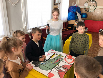 Игровая программа «Чебурашка в кругу друзей»