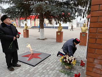 Сегодня - памятная дата России - День Героев Отечества!