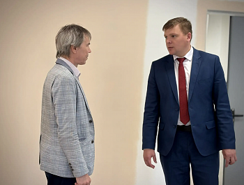 Глава района Андрей Кушнарёв осмотрел ход капитального ремонта в историко-краеведческом музее