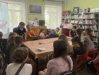  «Просторная, как Русь, косоворотка»                                                                                           Фольклорный праздник