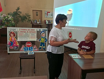 «Я по улице шагаю»                                                                                                                                 Литературно-правовой  мульт-урок