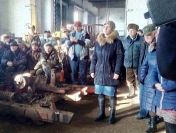 21 февраля 10-00ч. в мастерской СПКХ с. «Дружба» прошёл, праздничный концерт посвящённый 23февраля