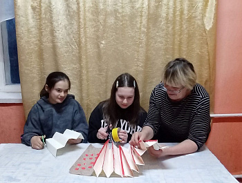 «Под знаком дружбы и добра»                                                                       Игровое путешествие