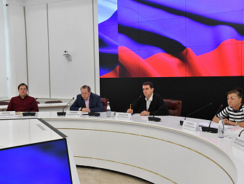 Роман Бусаргин встретился с депутатами Саратовской областной думы