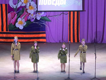 Нам этот мир завещано сберечь