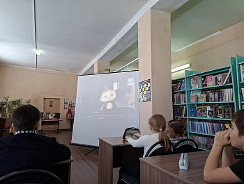 «Угощаем интересной книгой»                                                                                                                Библиоменю