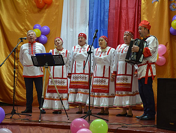 В родных местах всё лучше и красивей