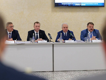 В Саратове сегодня проходит совместное выездное заседание Научно-консультативных советов при Первом кассационном суде общей юрисдикции и Арбитражном суде Поволжского округа
