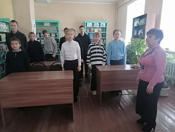 «Защитники Ленинграда: Герои среди разных народов»                                                         Урок-репортаж