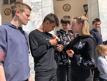 Юбилею Великой Победы, посвящается!