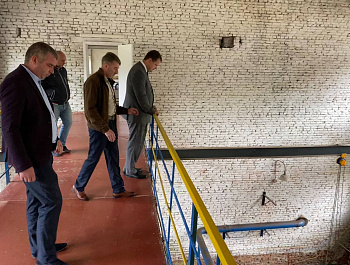 Врип главы района А. Д. Курочкин посетил станцию обезжелезивания воды в Базарном Карабулаке 
