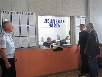 В МО МВД России «Базарно-Карабулакский» продолжается акция «Гражданский мониторинг»