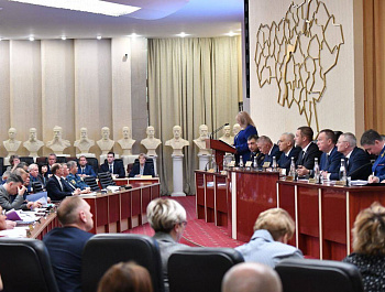 Основной темой заседания Правительства 24 октября стал региональный бюджет на 2025 год и на плановый период 2026-го и 2027-го годов