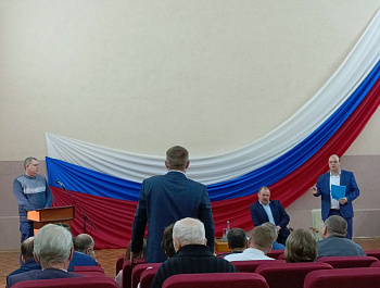 Сегодня сельхозтоваропроизводители района обсудили вопросы, касающиеся проведения очередного аграрного сезона