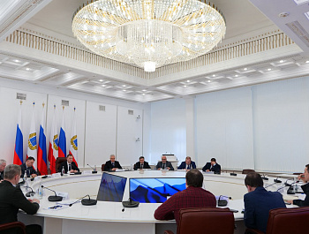 Губернатор Роман Бусаргин в преддверии отчета о работе Правительства области по итогам 2024 года начал традиционный цикл встреч с представителями всех фракций областной думы