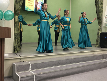 25 ноября в школе села Яковлевка прошел благотворительный гала-концерт по итогам фестиваля татарской культуры «Без булдырабыз», посвященный  Дню матери